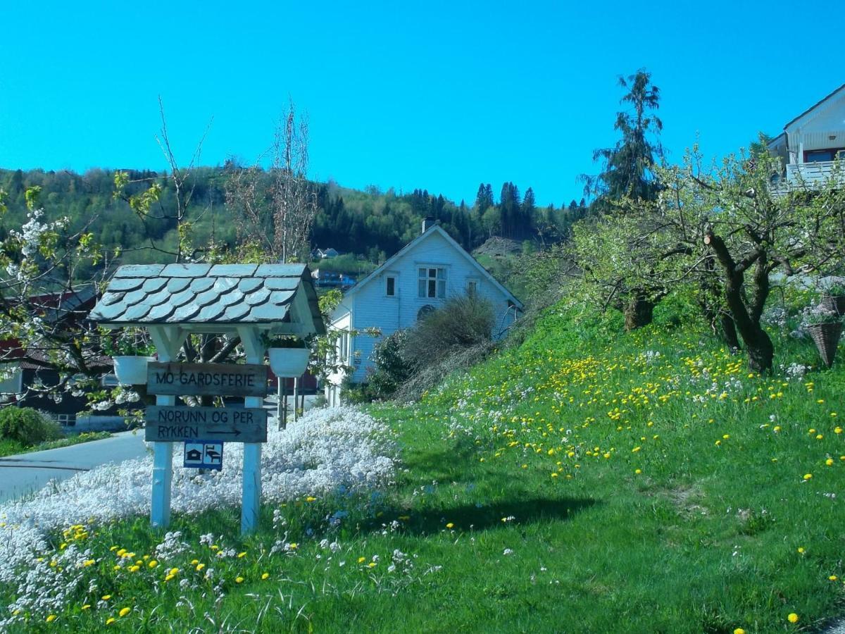 Mo Gardsferie-Pers Frukthage Villa Oystese Luaran gambar